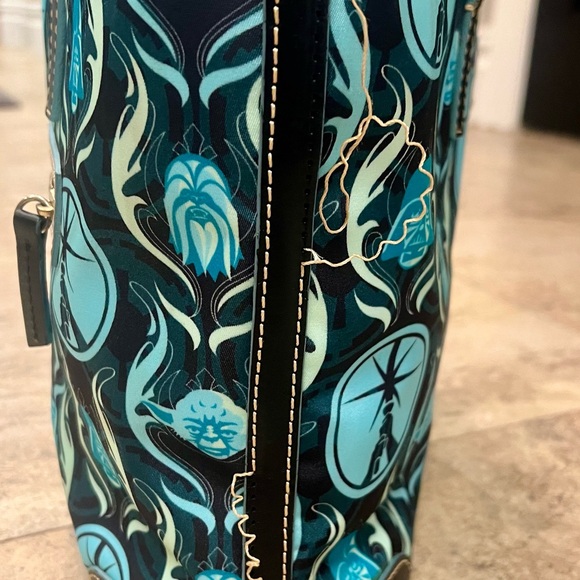 Disney Dooney & Bourke Star Wars Tote - Rare - Picture 4 of 10